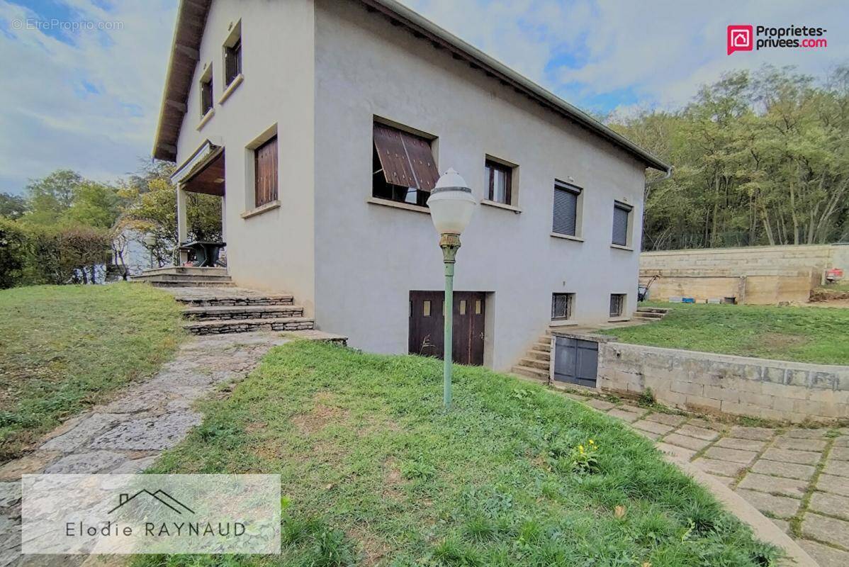 Maison à LA BOISSE