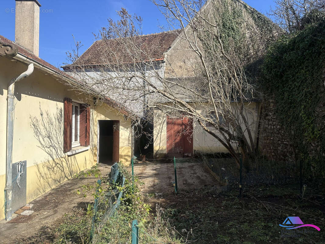 terrasse  - Maison à CHATEAUMEILLANT