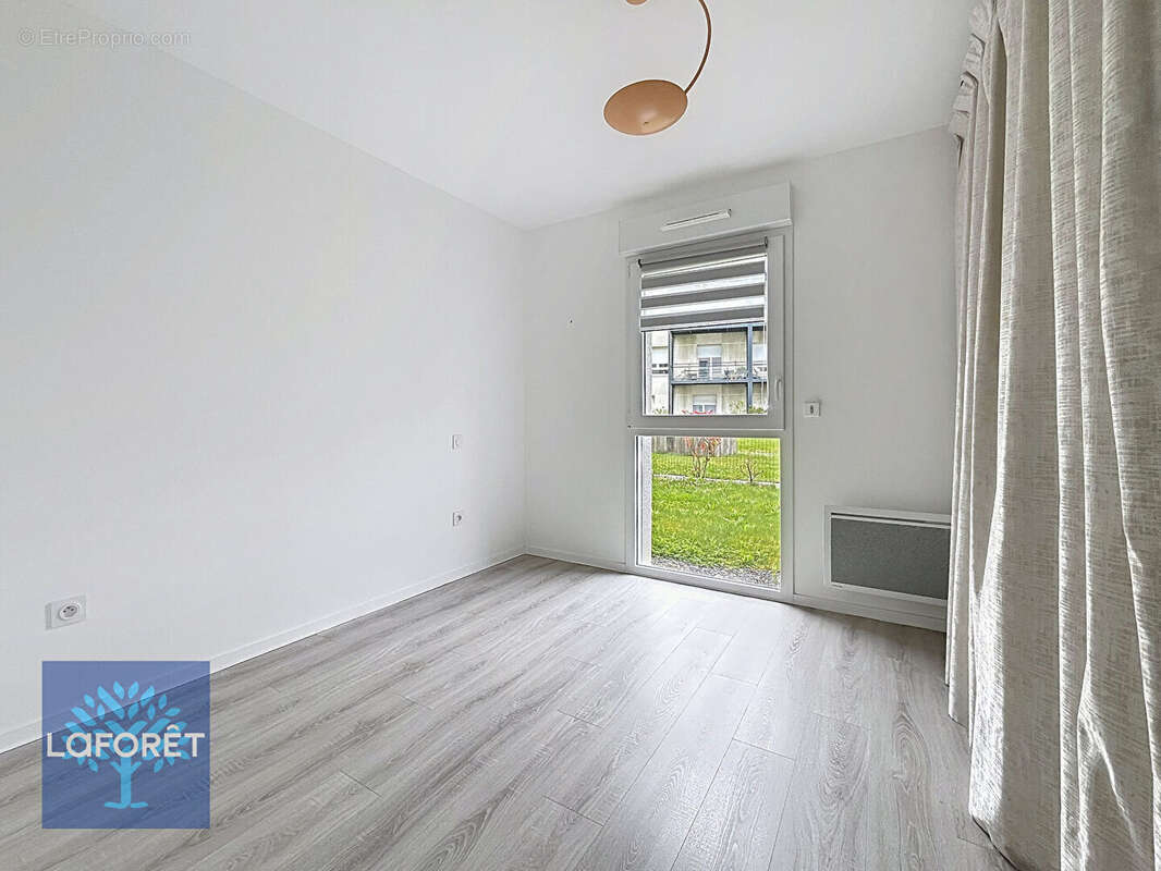 Appartement à FOUGERES