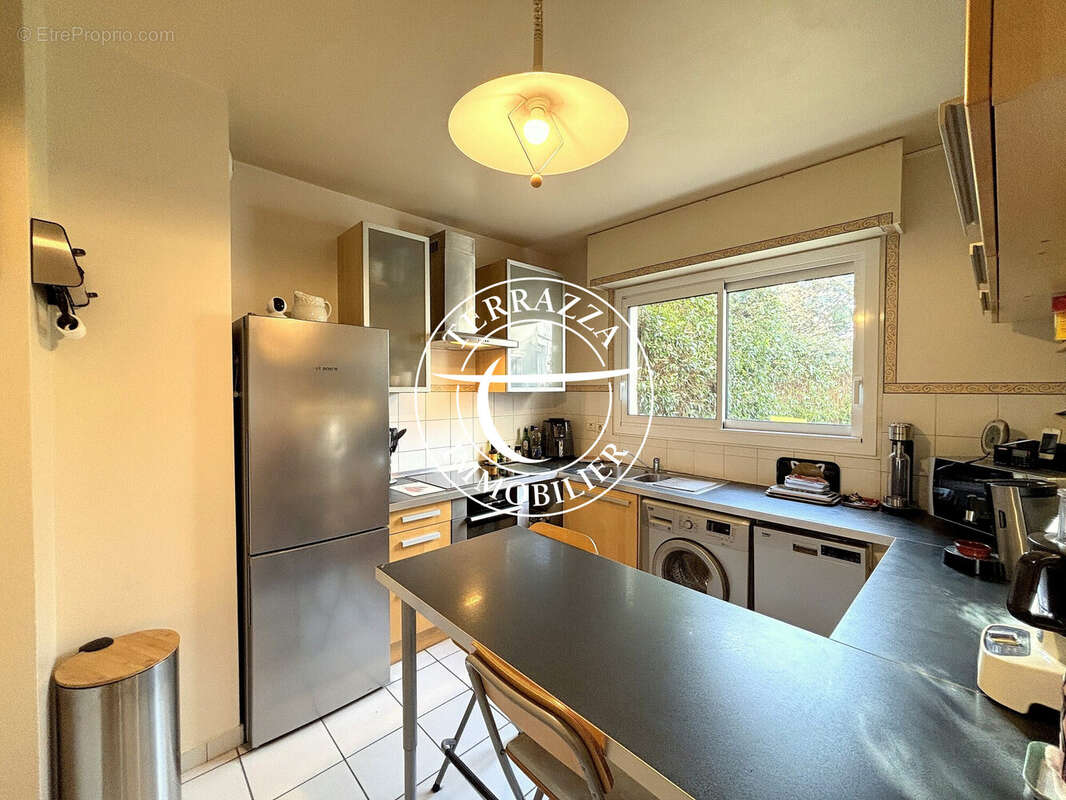 Appartement à LA CELLE-SAINT-CLOUD