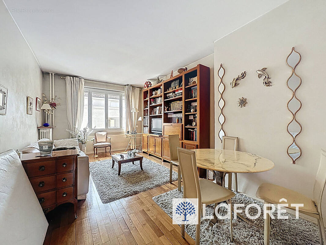Appartement à LYON-6E