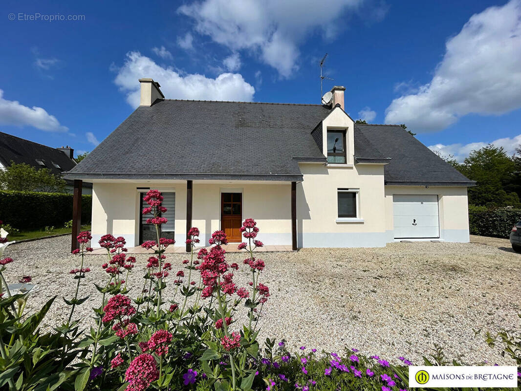 Maison à RIEC-SUR-BELON