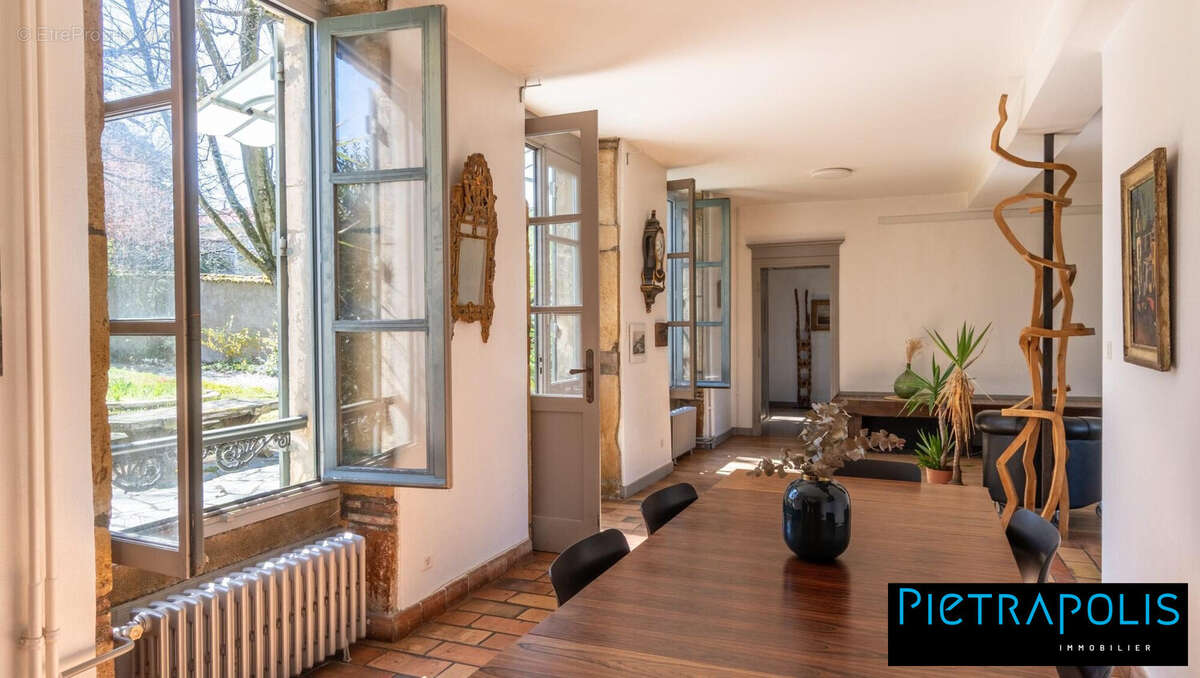 Maison à LYON-4E