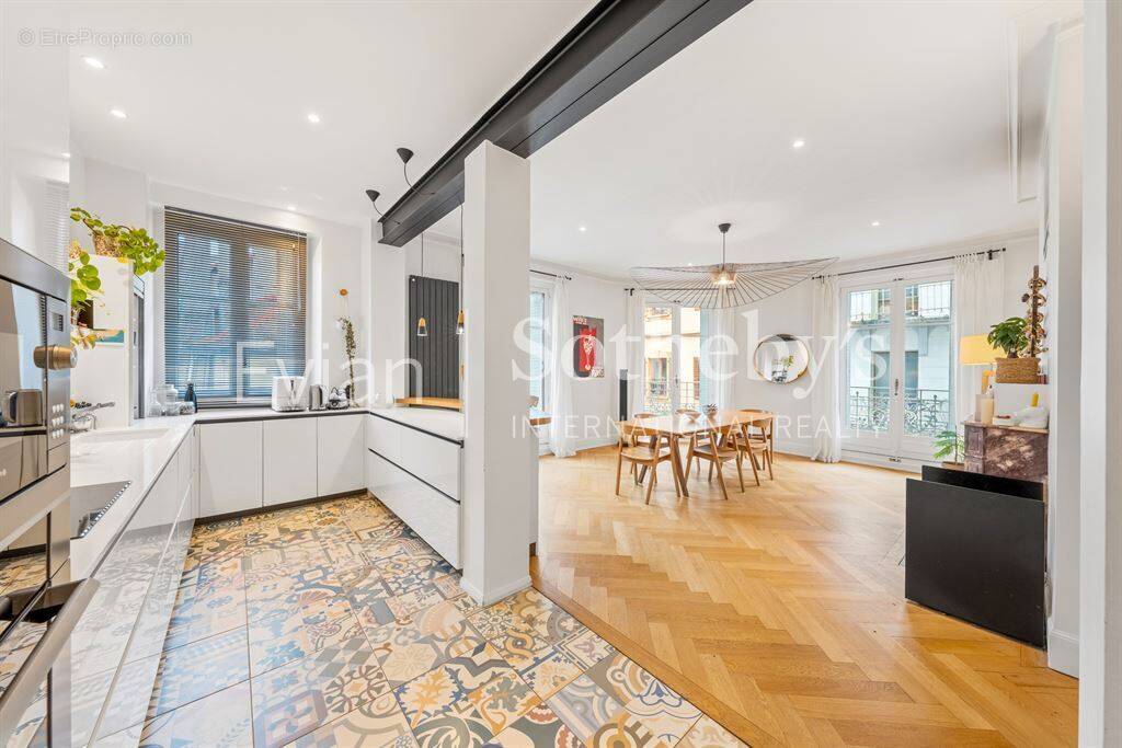 Appartement à EVIAN-LES-BAINS