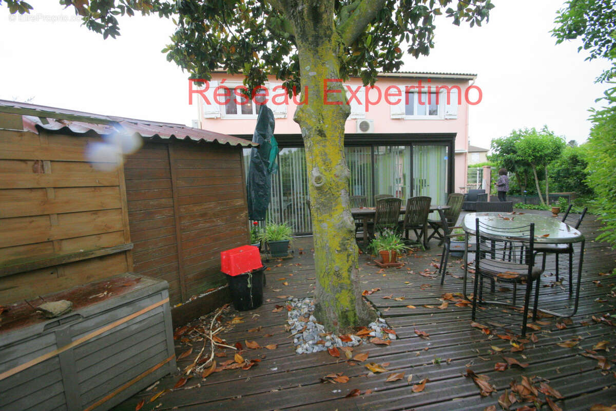 Maison à AUBORD