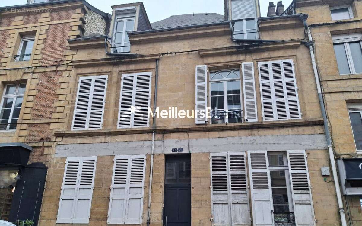 Appartement à CHARLEVILLE-MEZIERES