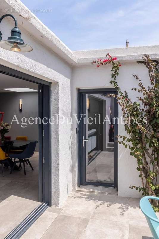 Maison à ANTIBES