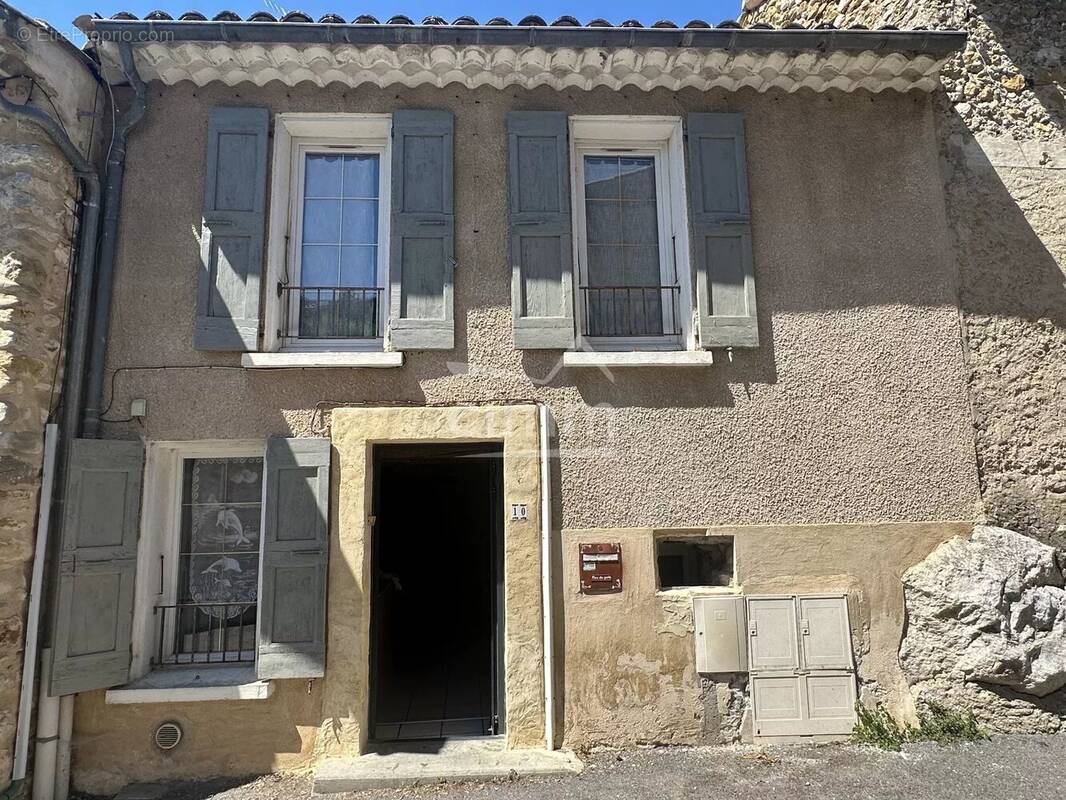 Maison à CHATEAU-ARNOUX-SAINT-AUBAN