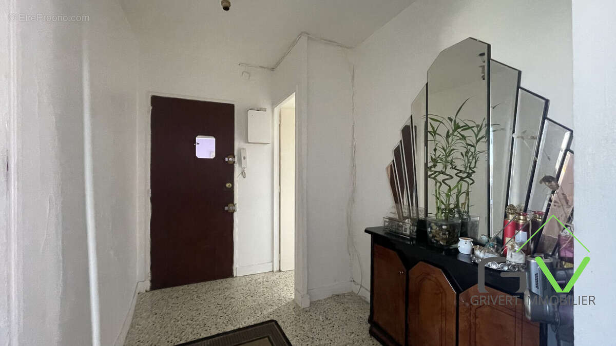Appartement à NIMES