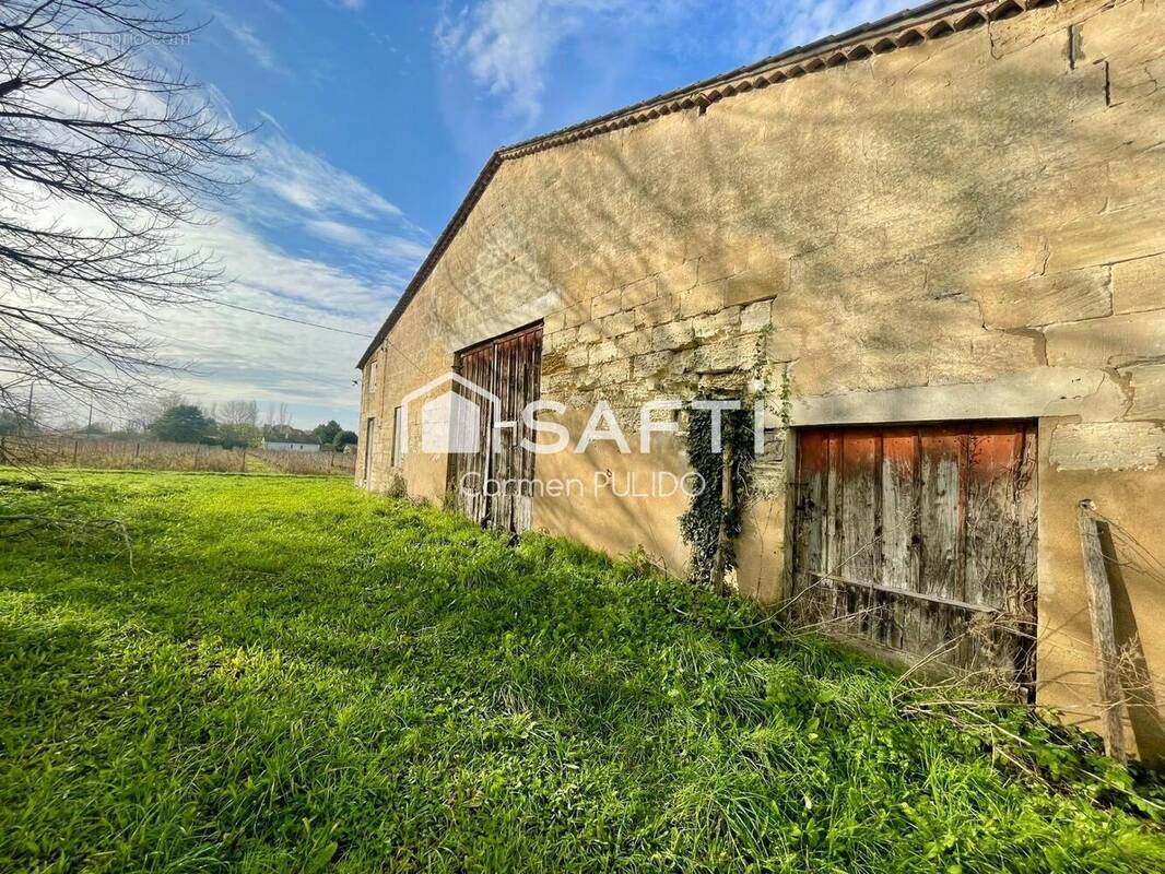 Photo 1 - Maison à MOULIETS-ET-VILLEMARTIN