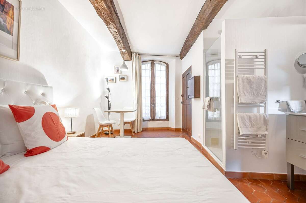 Appartement à MOUSTIERS-SAINTE-MARIE