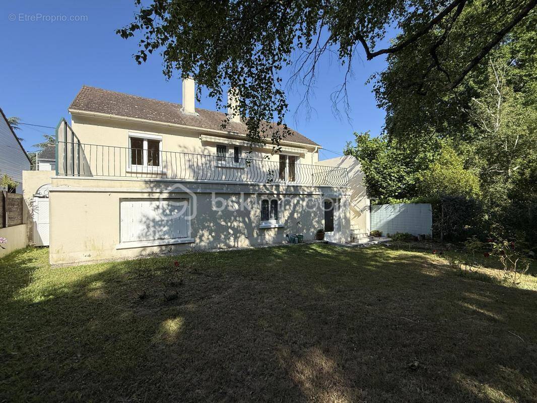 Maison à SAINT-SEBASTIEN-SUR-LOIRE