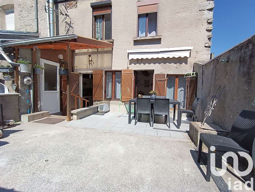 Photo 2 - Maison à GIVET