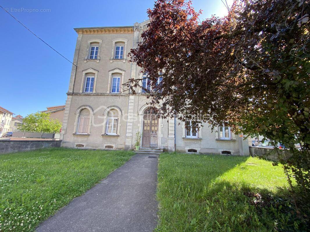 Appartement à MONTLUEL