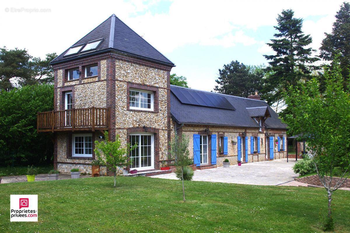 Maison à DAMPIERRE-SUR-AVRE