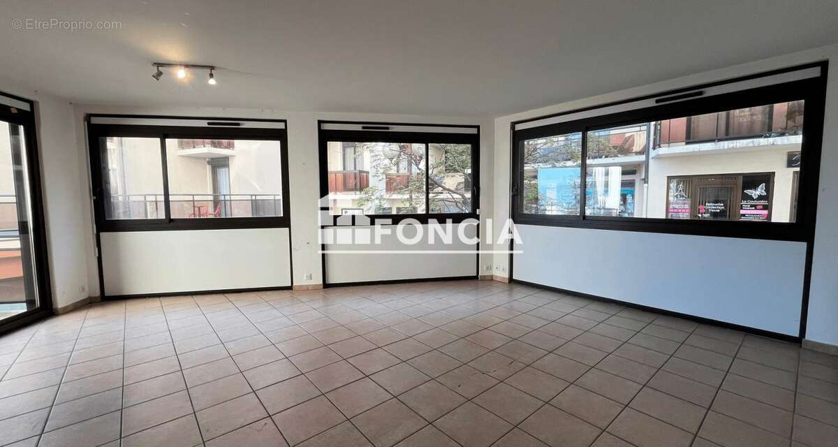 Appartement à EVIAN-LES-BAINS