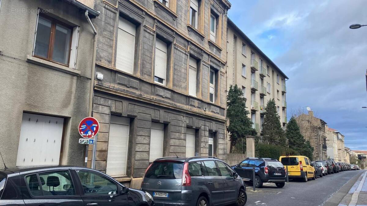 Appartement à SAINT-ETIENNE