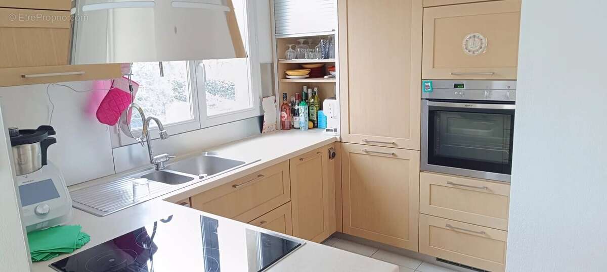 Appartement à SAINT-LAURENT-DU-VAR