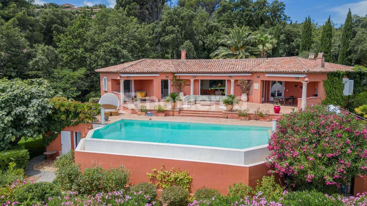 Maison à GRIMAUD