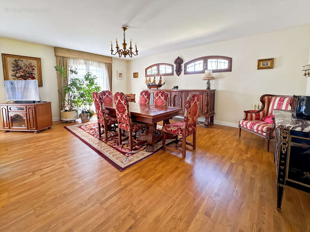 Maison à GRADIGNAN