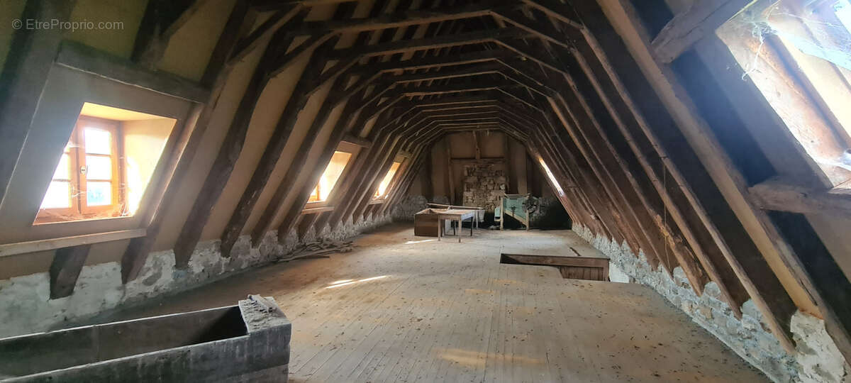 Maison à GOULLES