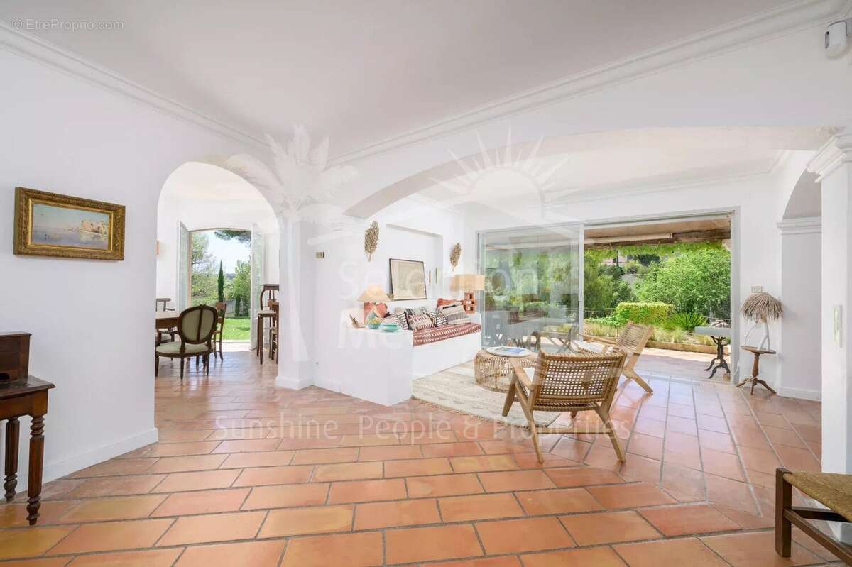 Maison à MOUGINS