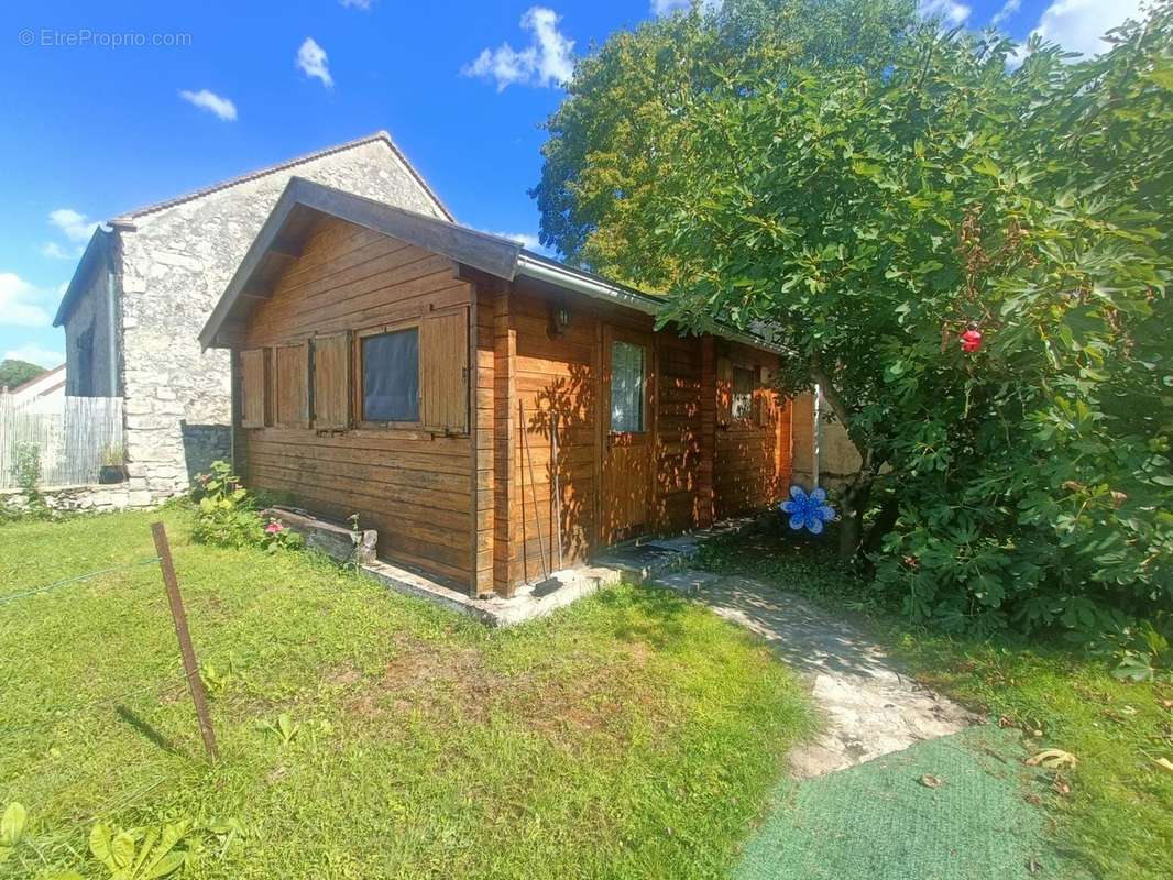Maison à LA FERTE-ALAIS
