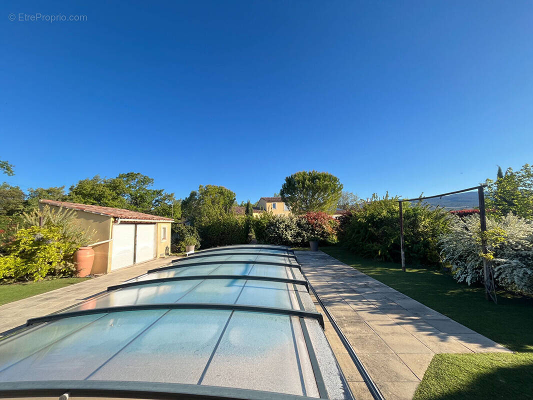 Photo 1 - Maison à SAINT-SATURNIN-LES-APT