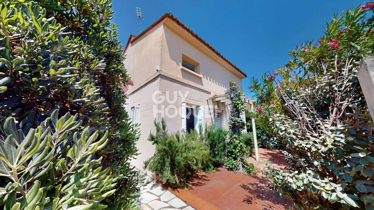 Maison à CANET-EN-ROUSSILLON