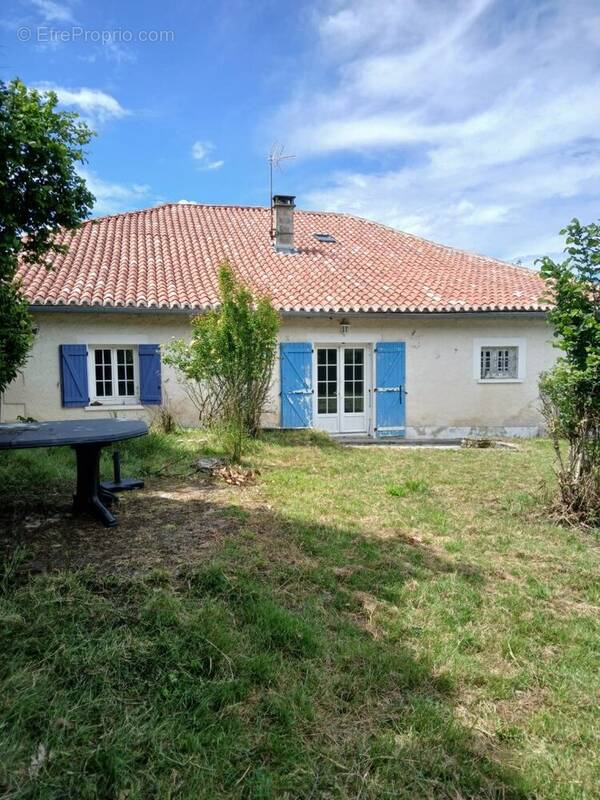 Maison à TOCANE-SAINT-APRE