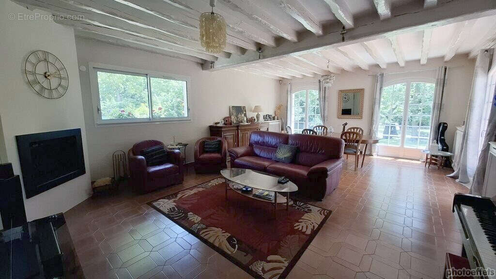 Maison à LAMORLAYE