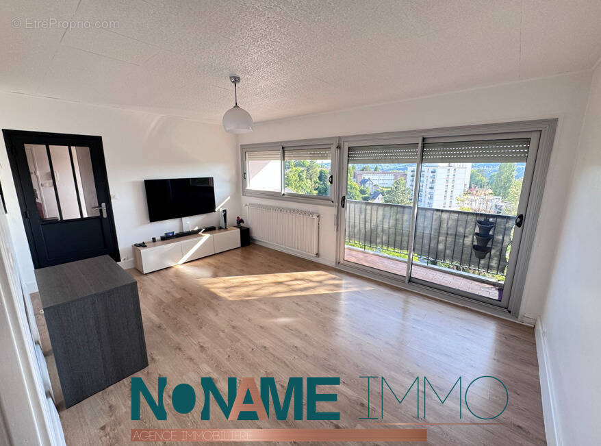 Appartement à DEVILLE-LES-ROUEN