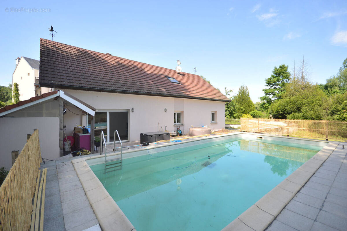 Photo 1 - Maison à SAINTE-SUZANNE