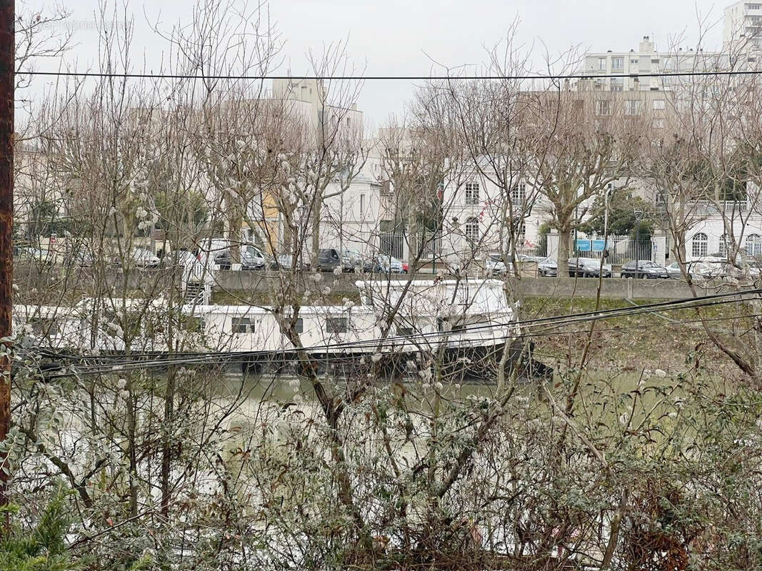 Maison à L&#039;ILE-SAINT-DENIS