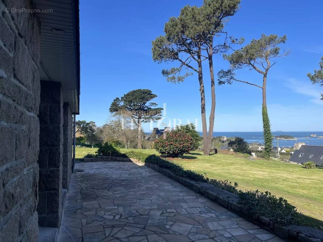 Maison à PENVENAN