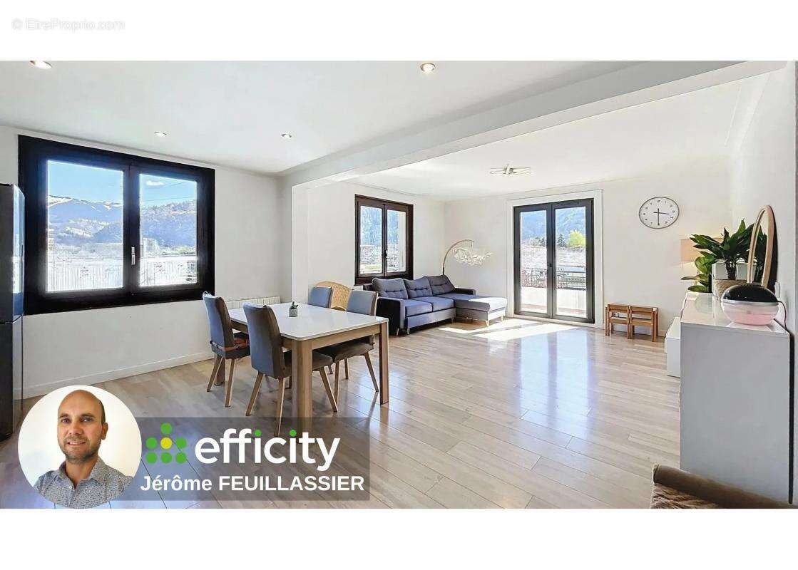 Appartement à SCIONZIER