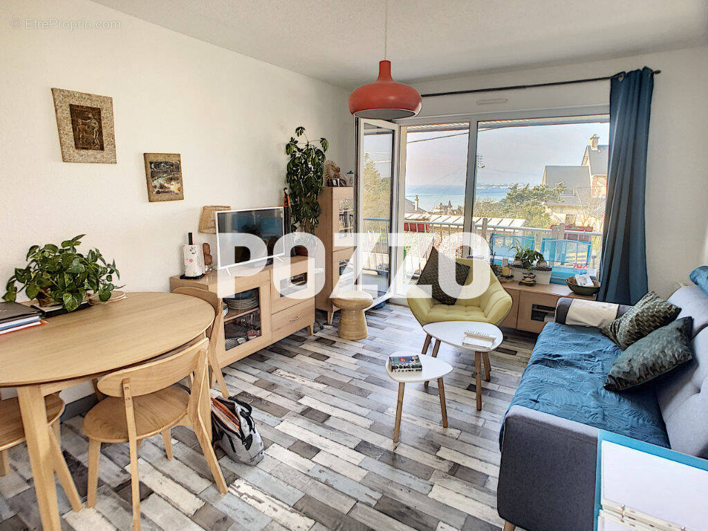Appartement à SAINT-PAIR-SUR-MER