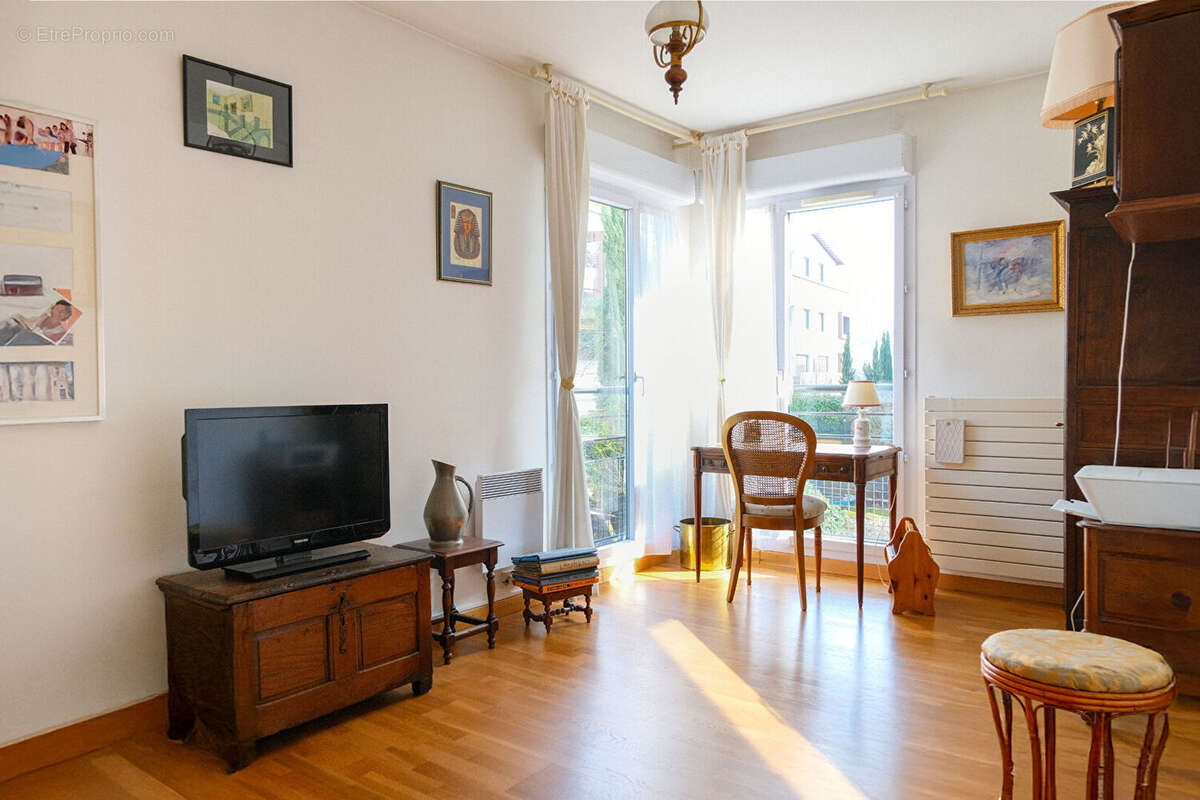 Appartement à TASSIN-LA-DEMI-LUNE