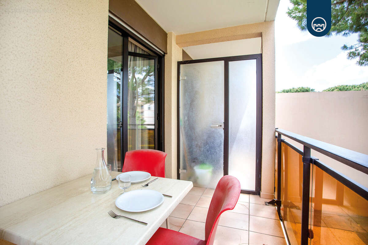 Appartement à MANDELIEU-LA-NAPOULE