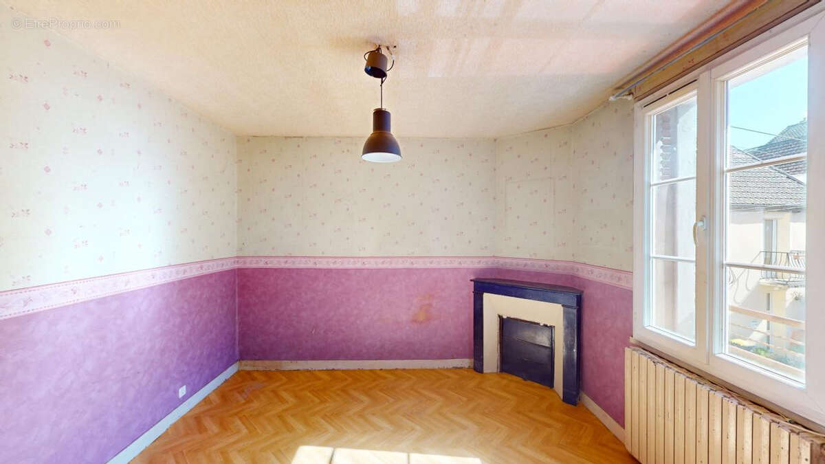 Maison à EPONE