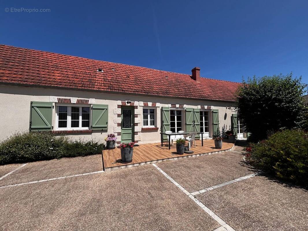 Maison à SAINT-DENIS-EN-VAL