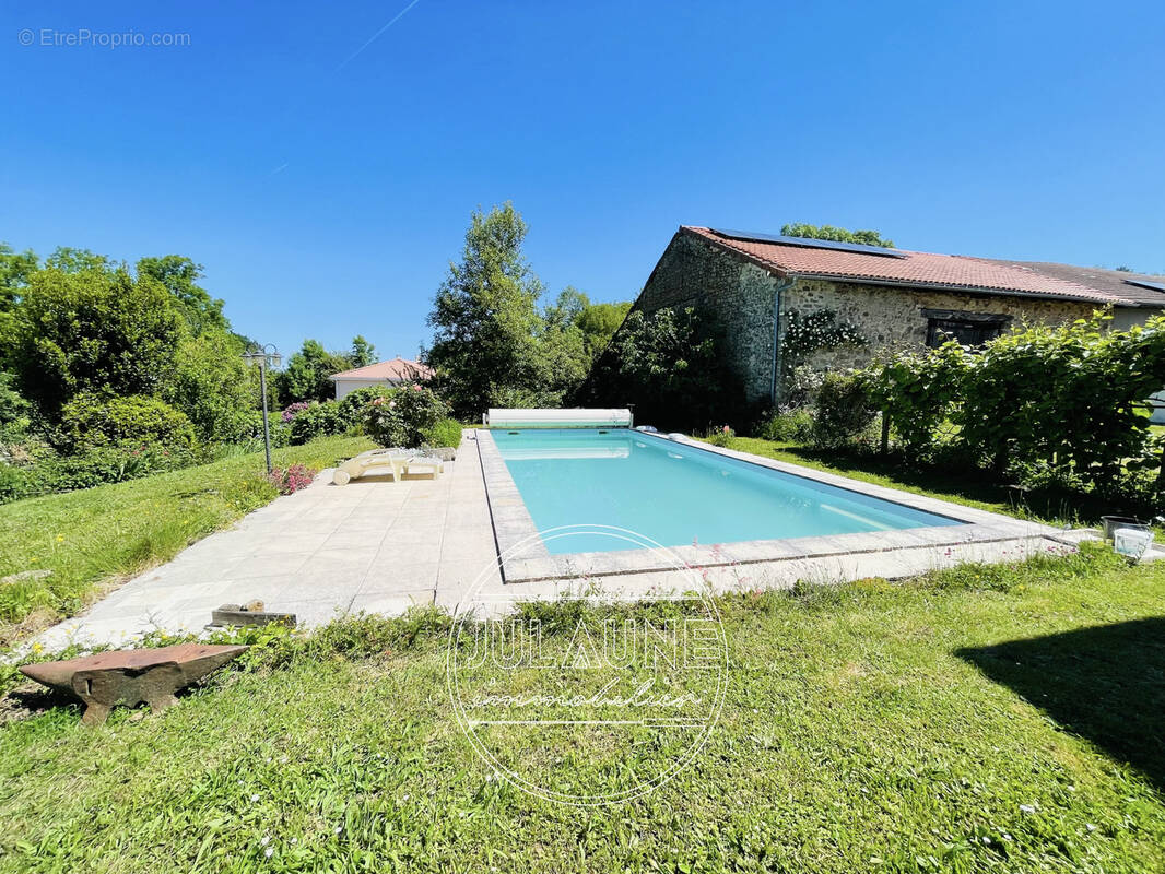 Maison à LE VIGEN