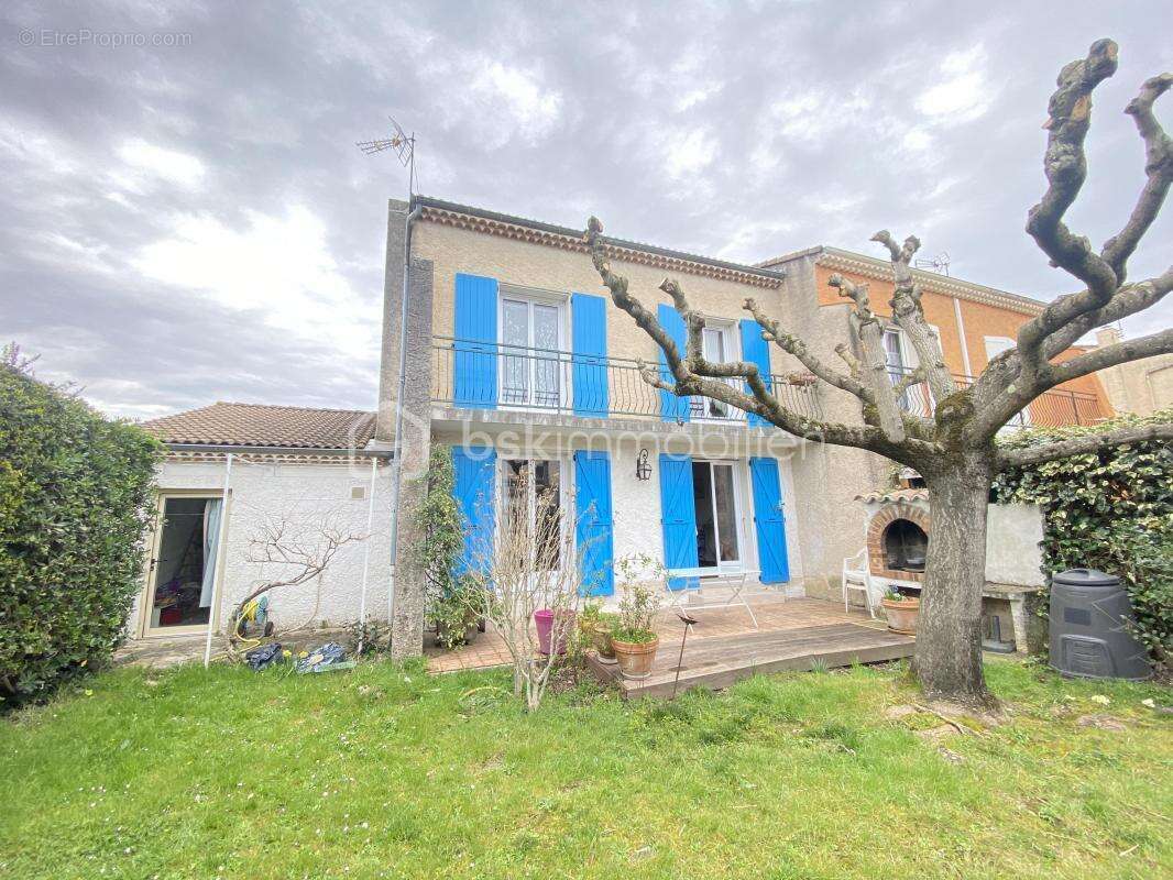 Maison à MONTELIMAR