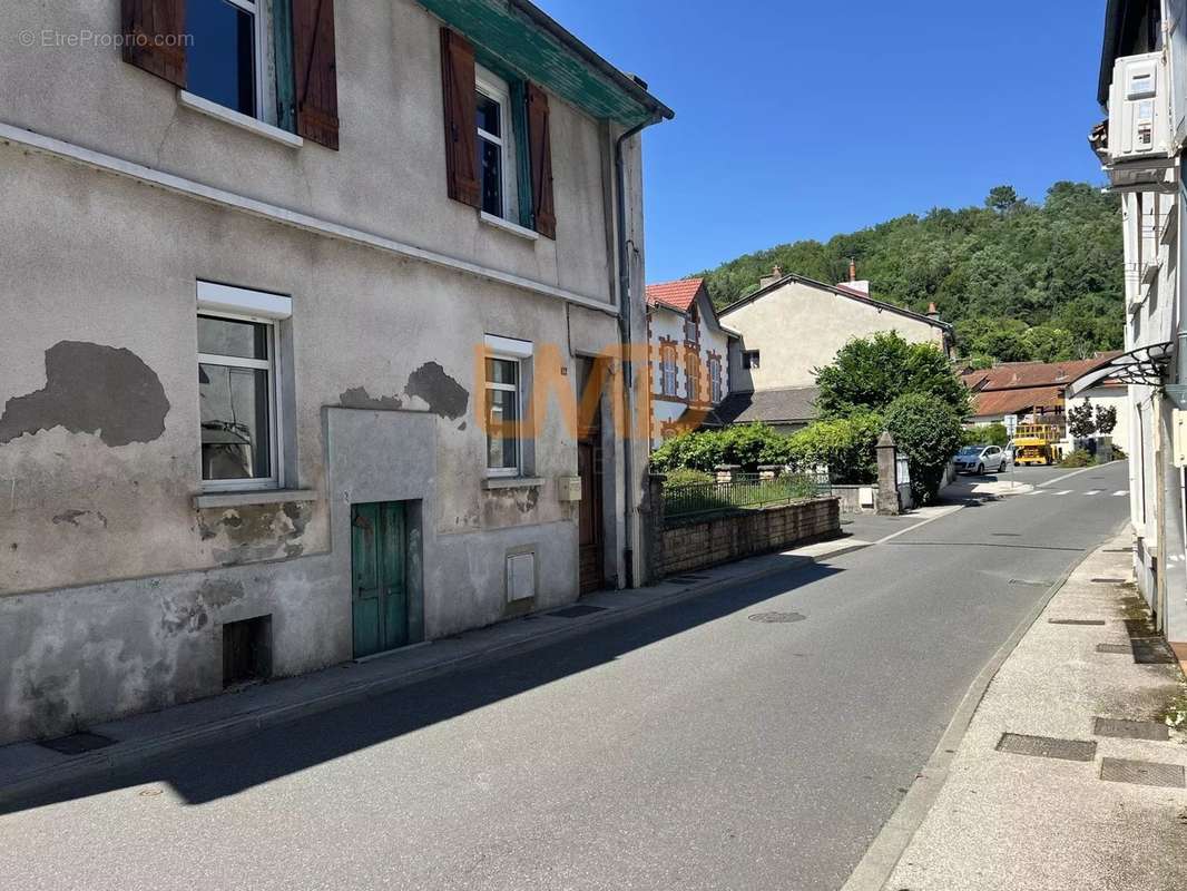 Maison à AUBIN
