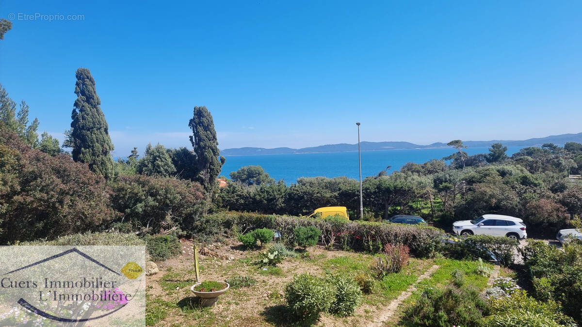 Appartement à HYERES