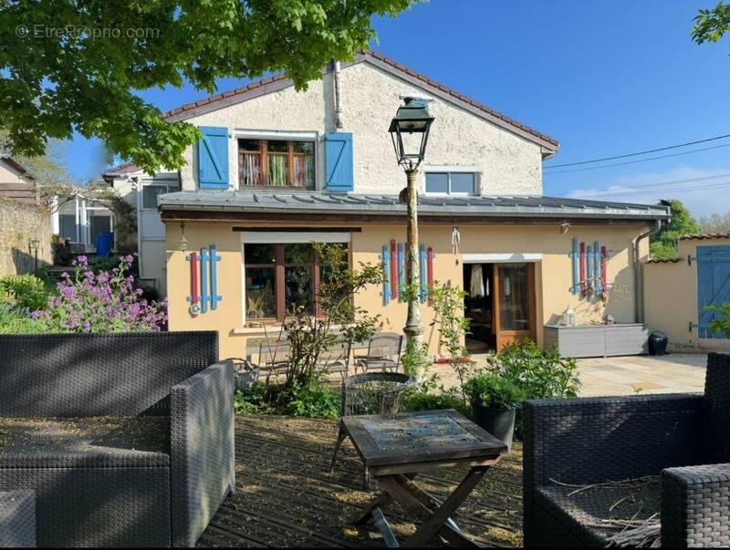 Maison à PIERREVILLE