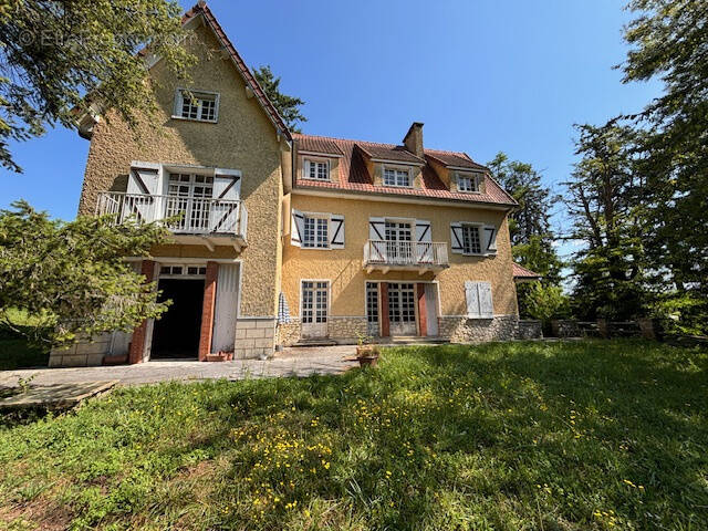 Maison à QUINCY-VOISINS