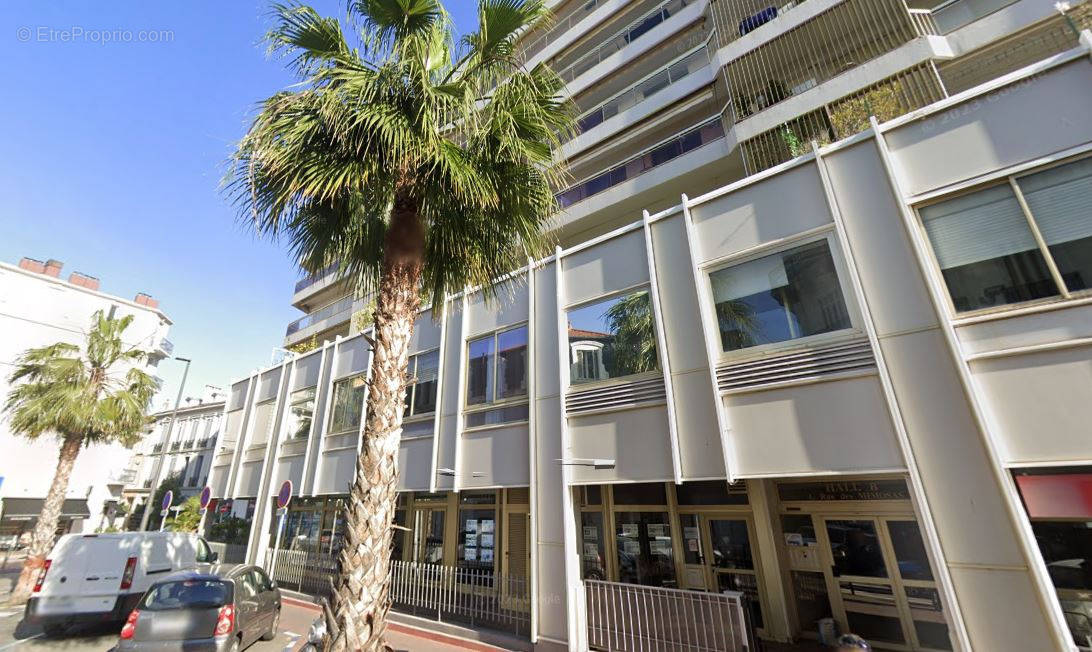 Commerce à CANNES