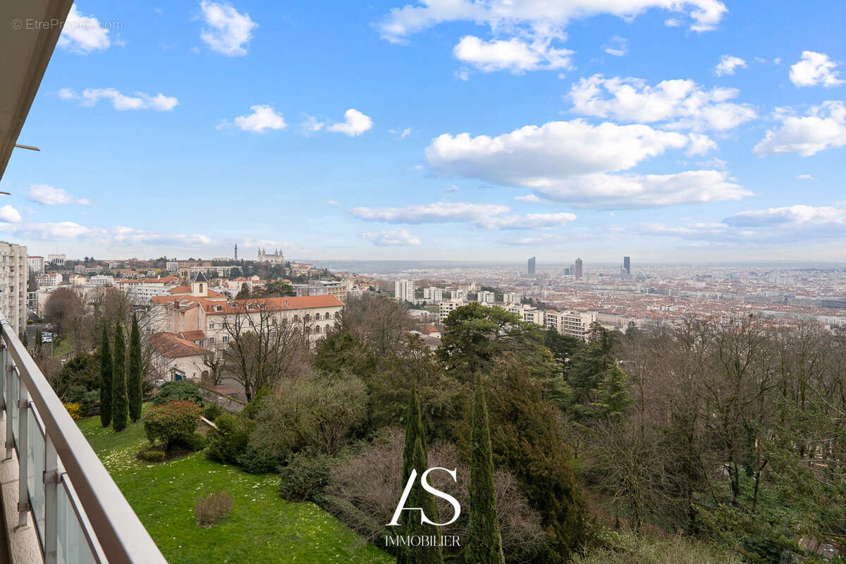 Appartement à LYON-5E