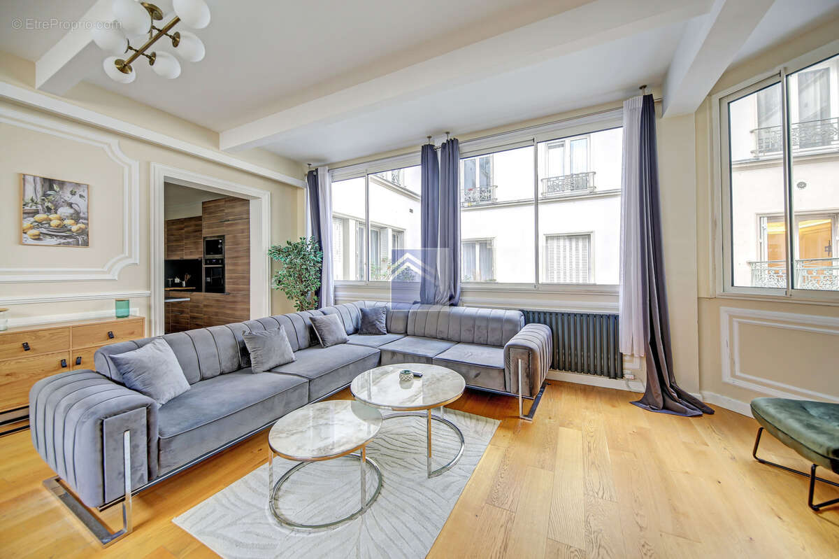 Appartement à PARIS-9E